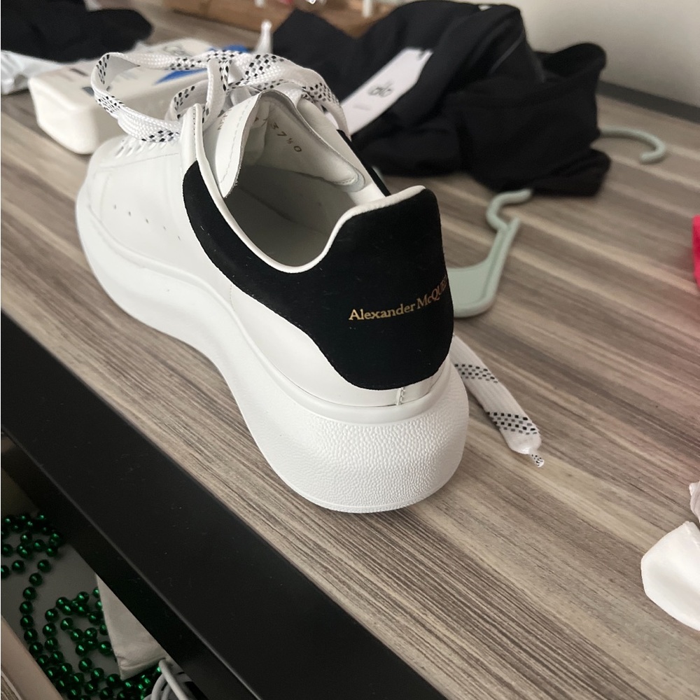 real alexander mcqueen oversized sneaker